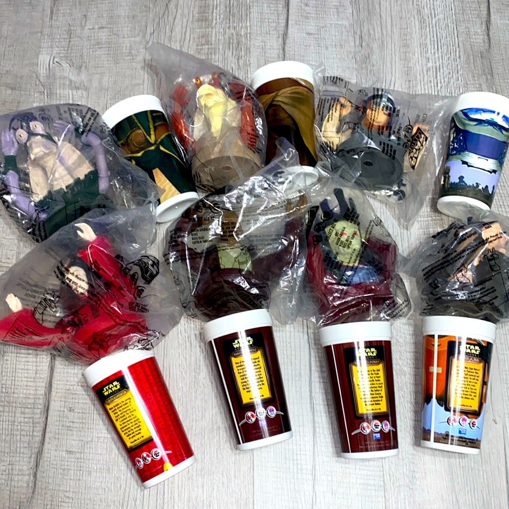 STAR WARS collectible cups